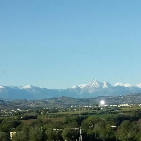 Il Cielo In Una Stanza Hotel Giulianova Zewnętrze zdjęcie